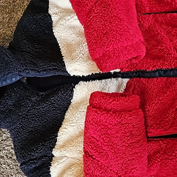 STUNNING TOMMY HILFIGER CHEVRON  BLOCK SHERPA JACKET - Picture 11 of 13